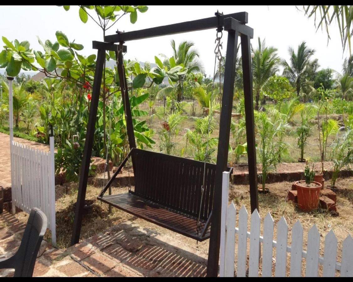 Bed & Breakfast Exotica Retreats *