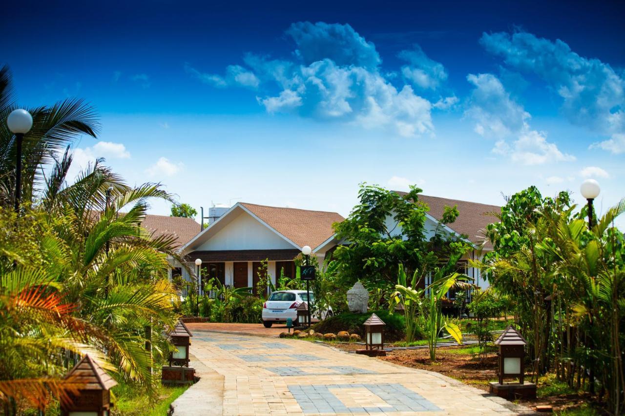 Exotica By The Sea Resort Diveagar